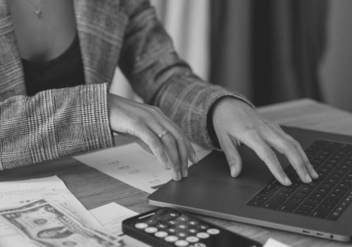 How do you calculate future damages?